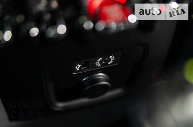 Позашляховик / Кросовер MINI Countryman 2018 в 