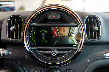 Позашляховик / Кросовер MINI Countryman 2018 в 