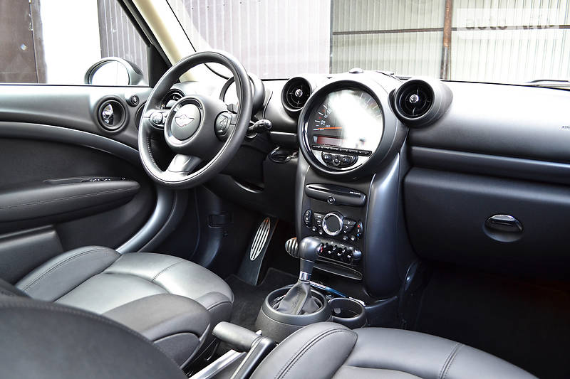 Позашляховик / Кросовер MINI Countryman 2015 в Києві
