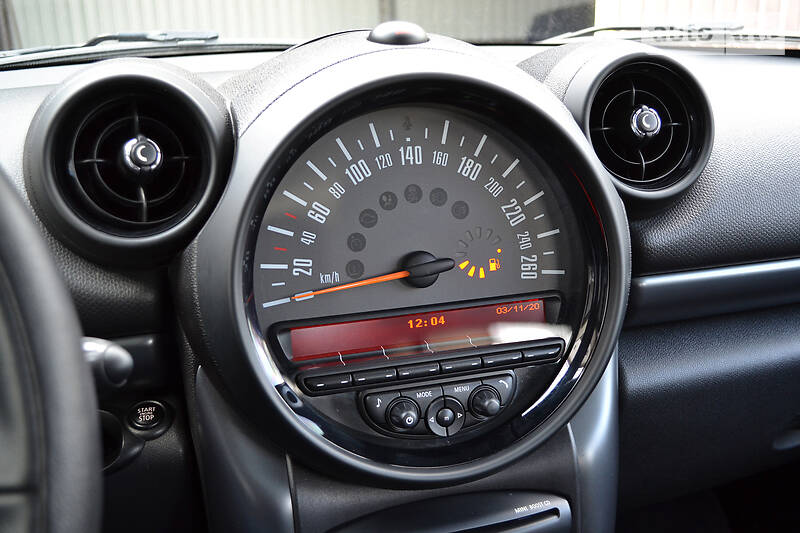 Позашляховик / Кросовер MINI Countryman 2015 в Києві