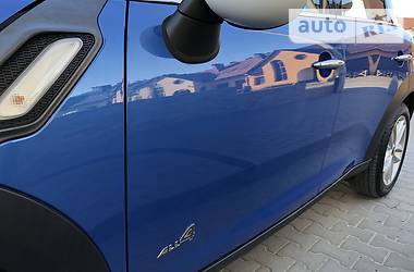 Позашляховик / Кросовер MINI Countryman 2013 в 