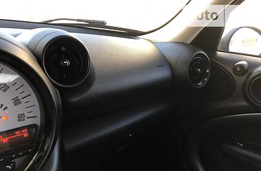 Позашляховик / Кросовер MINI Countryman 2013 в 