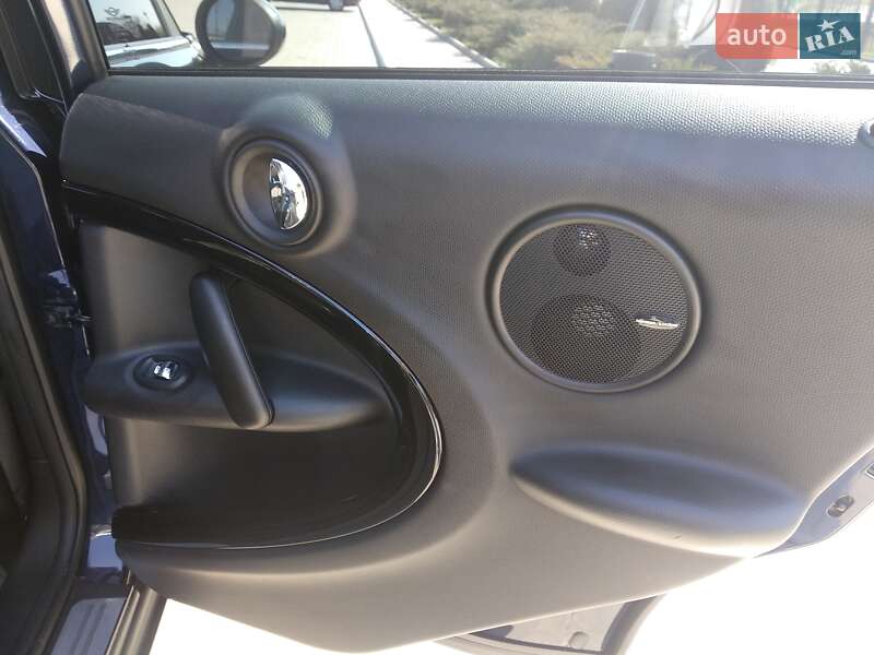 Внедорожник / Кроссовер MINI Countryman 2016 в Измаиле