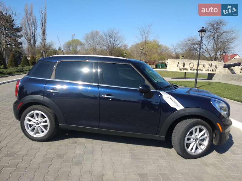 Внедорожник / Кроссовер MINI Countryman 2016 в Измаиле