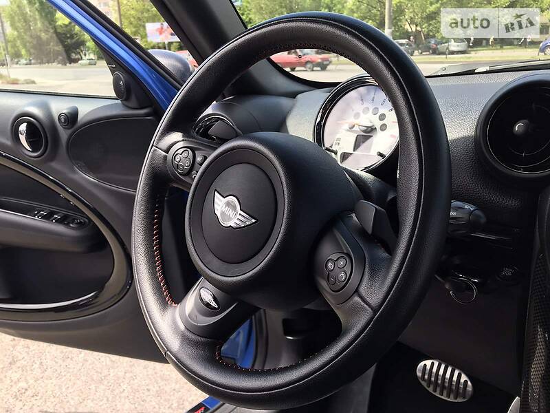 Внедорожник / Кроссовер MINI Countryman 2014 в Одессе