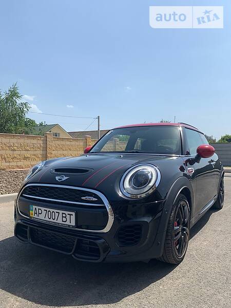 Хетчбек MINI Countryman 2016 в Запоріжжі