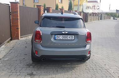 Хэтчбек MINI Countryman 2017 в Львове