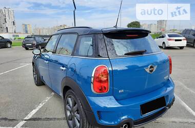 Внедорожник / Кроссовер MINI Countryman 2012 в Киеве