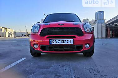 Хэтчбек MINI Countryman 2011 в Киеве