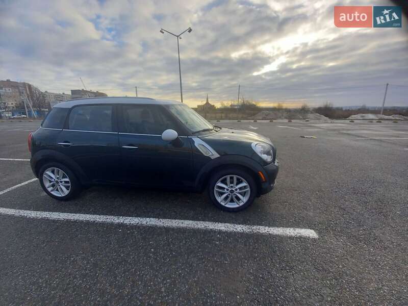Хэтчбек MINI Countryman 2011 в Черновцах