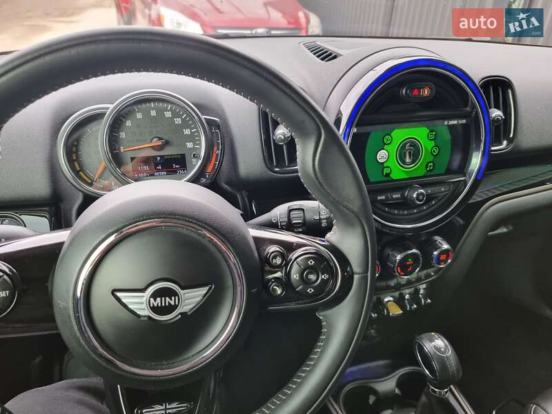 Хэтчбек MINI Countryman 2018 в Черновцах