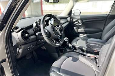 Хэтчбек MINI Countryman 2019 в 
