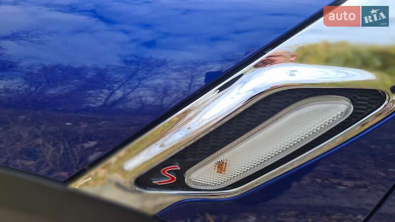 Хэтчбек MINI Countryman 2015 в Харькове