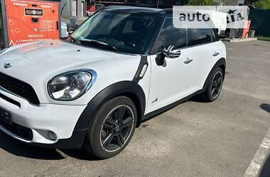 Хэтчбек MINI Countryman 2012 в Киеве