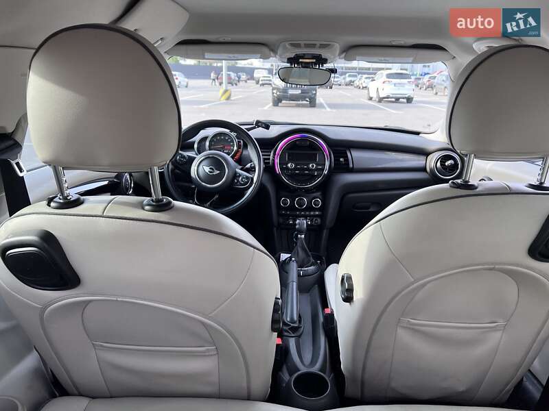 Хэтчбек MINI Countryman 2014 в Киеве