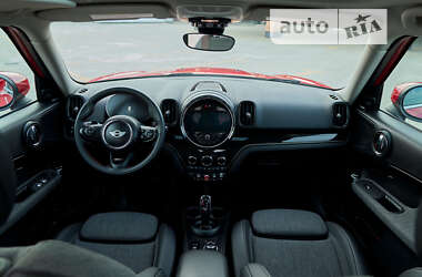 Хэтчбек MINI Countryman 2019 в 