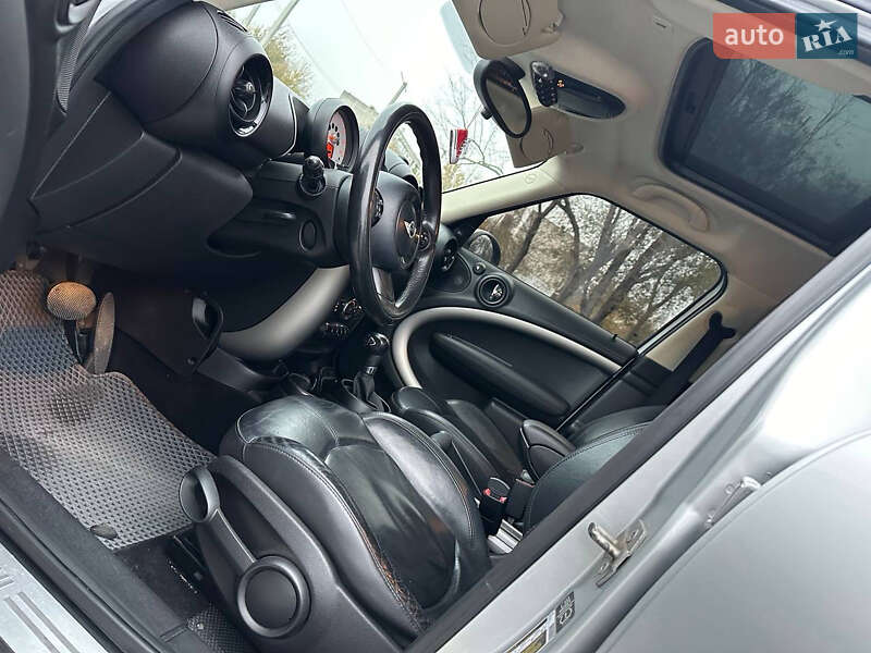 Хэтчбек MINI Countryman 2013 в Синельниково