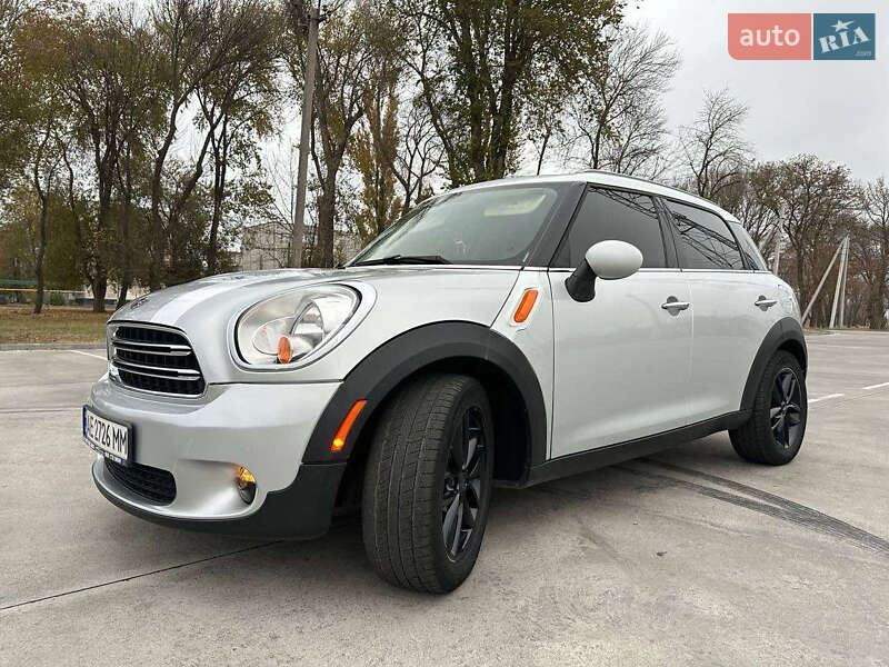 Хэтчбек MINI Countryman 2013 в Синельниково