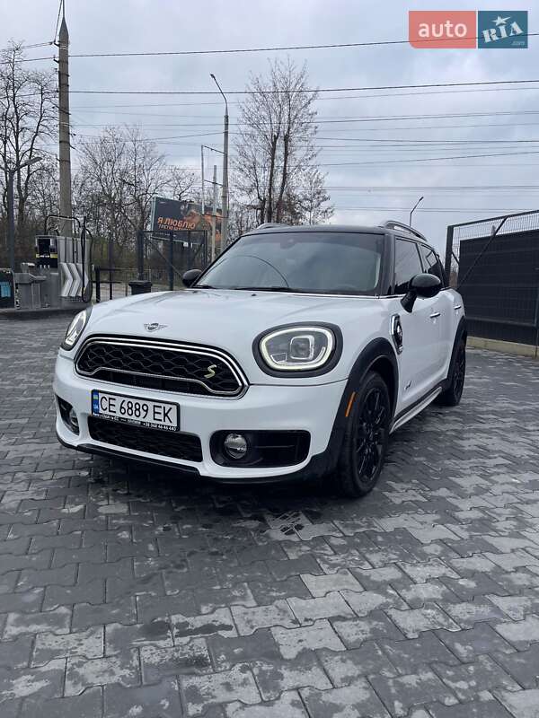 Хэтчбек MINI Countryman 2018 в Черновцах