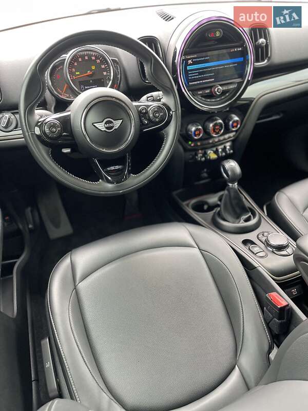Хэтчбек MINI Countryman 2018 в Черновцах