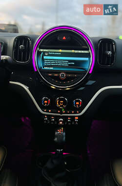 Хэтчбек MINI Countryman 2017 в 