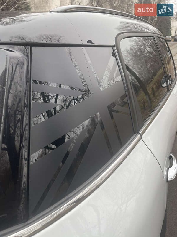 Хэтчбек MINI Countryman 2011 в Киеве