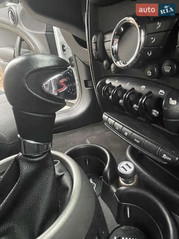 Хэтчбек MINI Countryman 2011 в Киеве