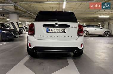 Хэтчбек MINI Countryman 2019 в 