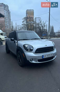 Внедорожник / Кроссовер MINI Countryman 2015 в Киеве