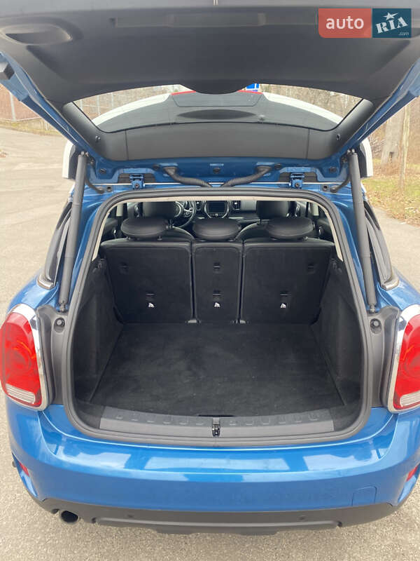 Хэтчбек MINI Countryman 2019 в Киеве