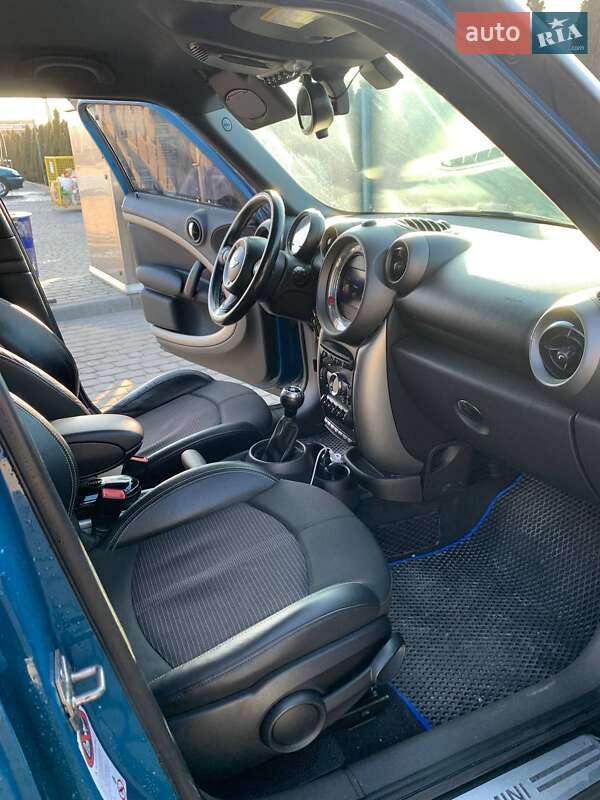 Хэтчбек MINI Countryman 2011 в Львове
