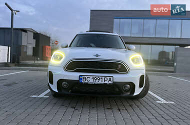 Хэтчбек MINI Countryman 2018 в 