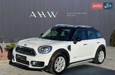 Хэтчбек MINI Countryman 2017 в Львове