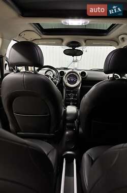 Хэтчбек MINI Countryman 2011 в Киеве