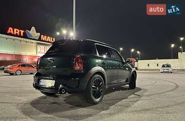 Хэтчбек MINI Countryman 2011 в Киеве