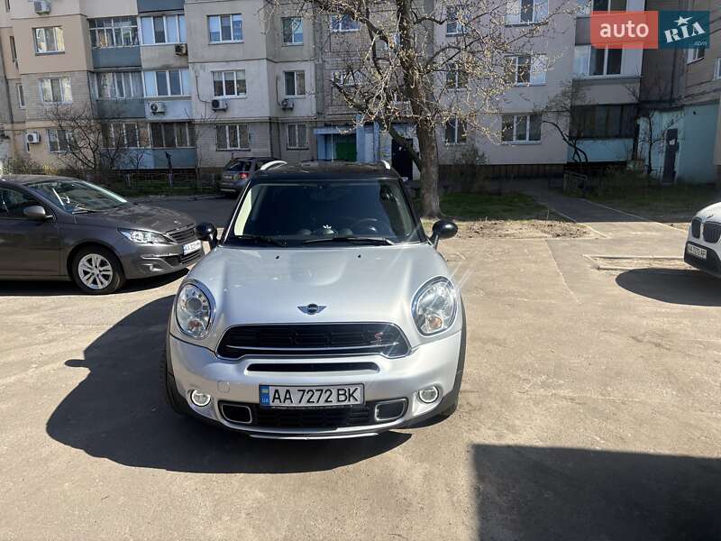 Внедорожник / Кроссовер MINI Countryman 2015 в Киеве фото 5 Внедорожник / Кроссовер MINI Countryman 2015 в Киеве