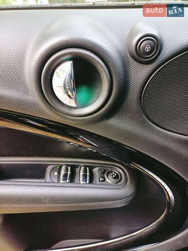 Хетчбек MINI Countryman 2014 в Дніпрі