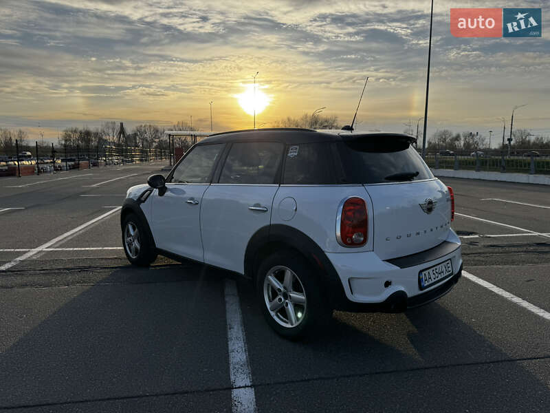 Хэтчбек MINI Countryman 2014 в Киеве