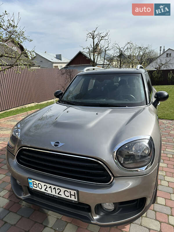 Хэтчбек MINI Countryman 2017 в 