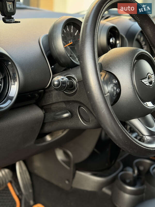 Позашляховик / Кросовер MINI Countryman 2016 в Умані
