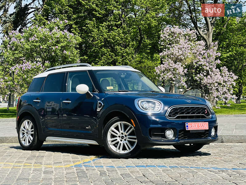Хетчбек MINI Countryman 2017 в 