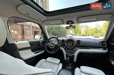 Хетчбек MINI Countryman 2017 в 