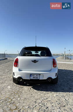 Хэтчбек MINI Countryman 2011 в 