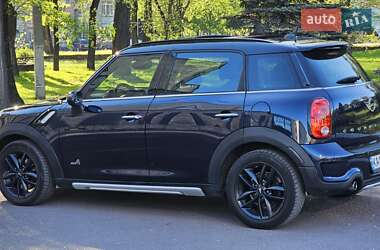 Внедорожник / Кроссовер MINI Countryman 2015 в 