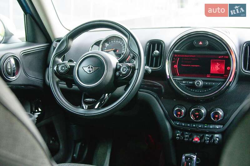 Хэтчбек MINI Countryman 2019 в Киеве