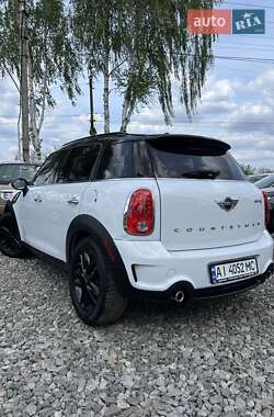 Позашляховик / Кросовер MINI Countryman 2015 в 