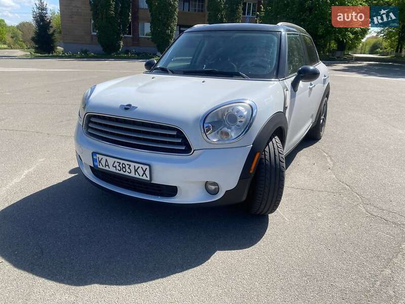 Хэтчбек MINI Countryman 2010 в 