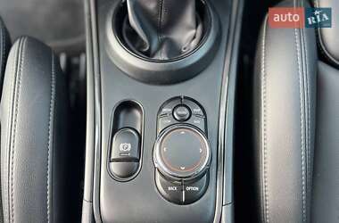 Хэтчбек MINI Countryman 2017 в 