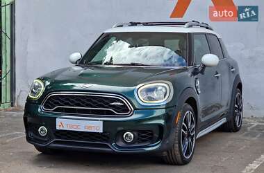 Хэтчбек MINI Countryman 2017 в 