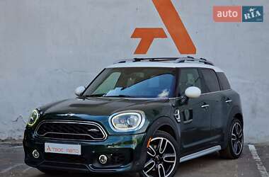 Хэтчбек MINI Countryman 2017 в 